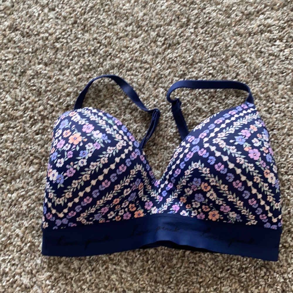 Wire free, fully lined bra PINK